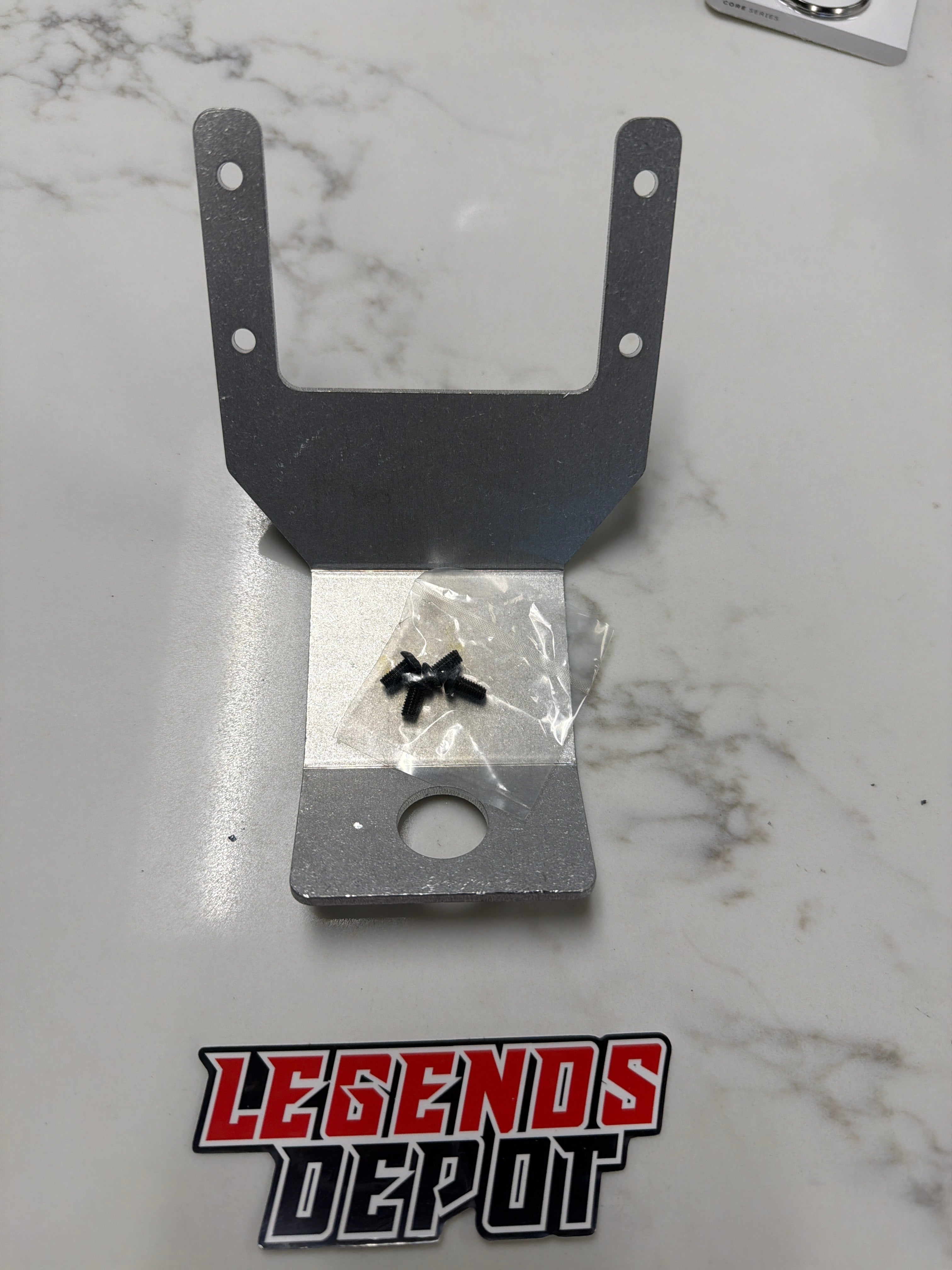 Aim dash mount