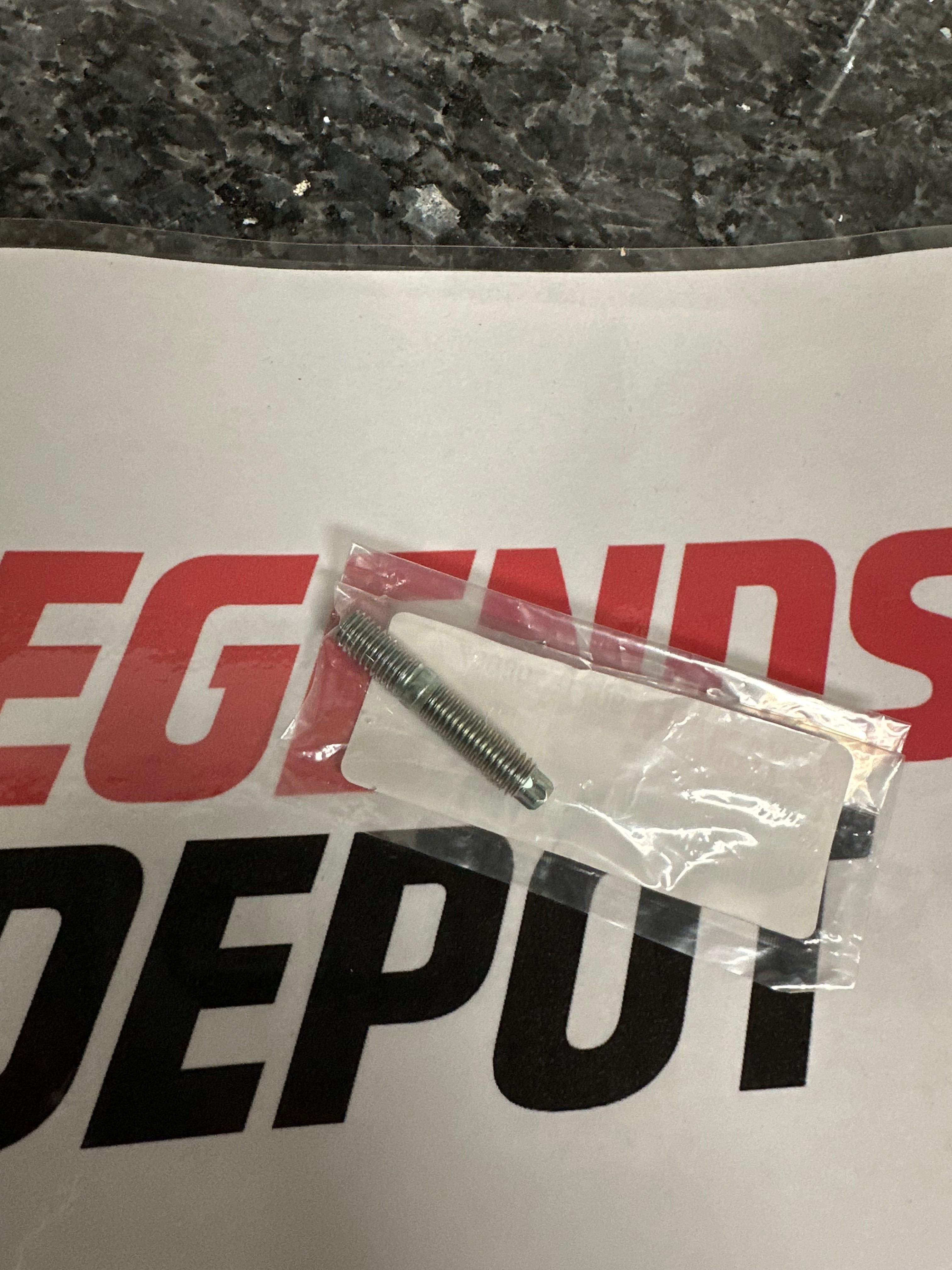 Exhaust Stud FZ09/MT09